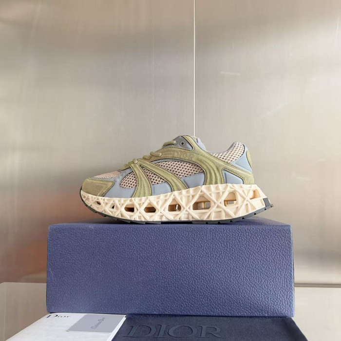 D10r x kaws b35 nxt drb35-004
