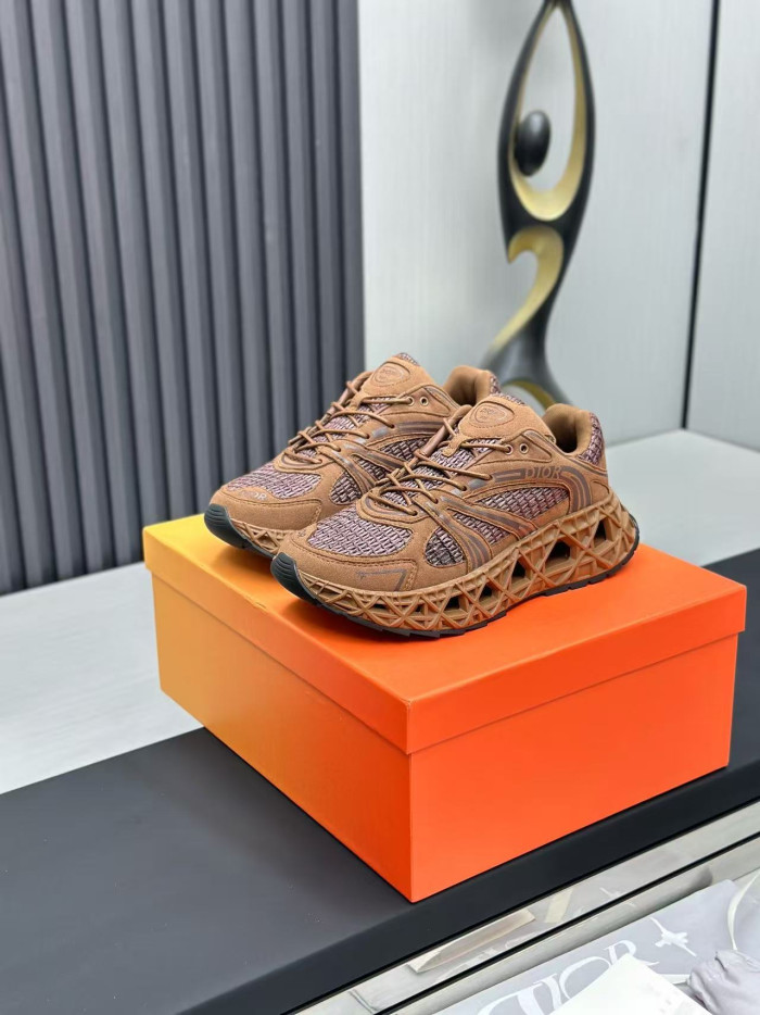 D10r x kaws b35 nxt drb35-009