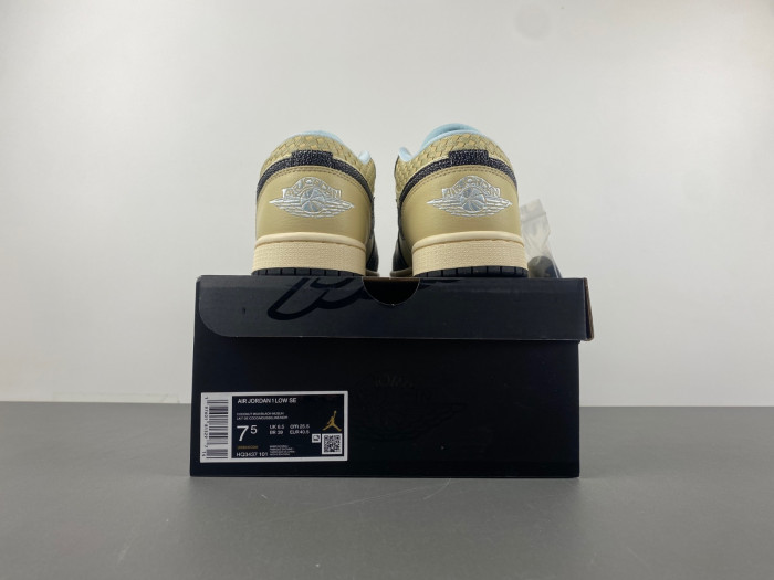 Air Jordan 1 Low HQ3437-101