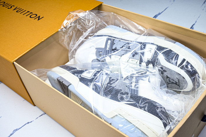 LVT SNEAKERS LVSRS-0106