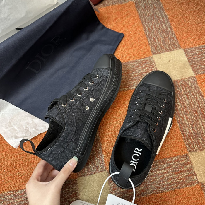 DR B23 LOW-TOP SNEAKERS DRLT-009