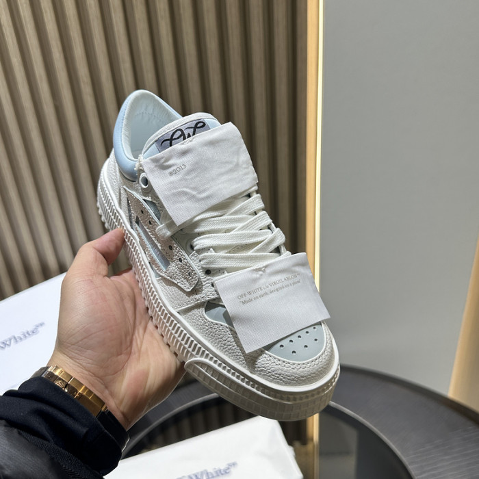 C/O​ SNEAKERS CO-015