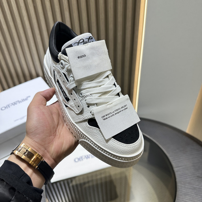 C/O​ SNEAKERS CO-016