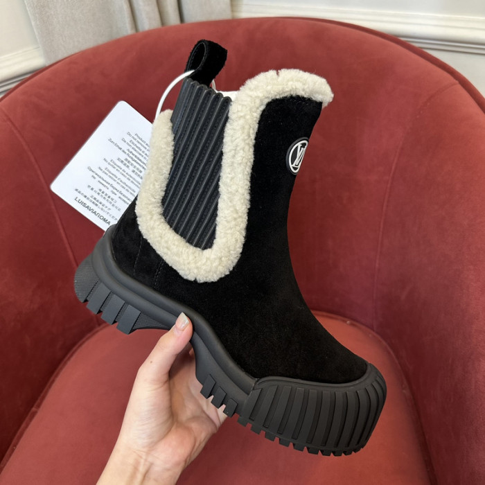 L**V**T* BOOTS LVTBS-021