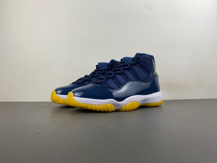 Air Jordan 11 Retro AT7802-115