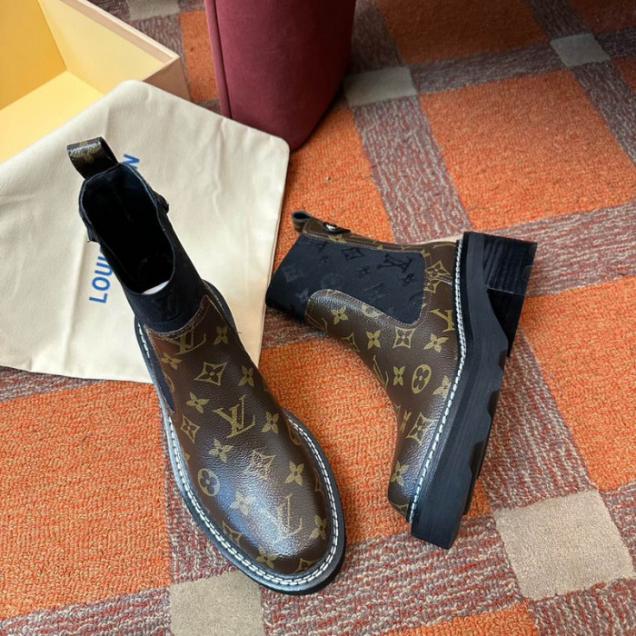 L**V**T* BOOTS LVTBS-034