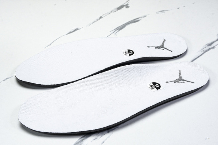 Air Jordan 3 Retro “Pure Money” CT8532-111