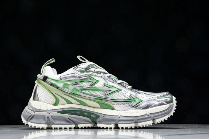 C/O​ SNEAKERS CO-023