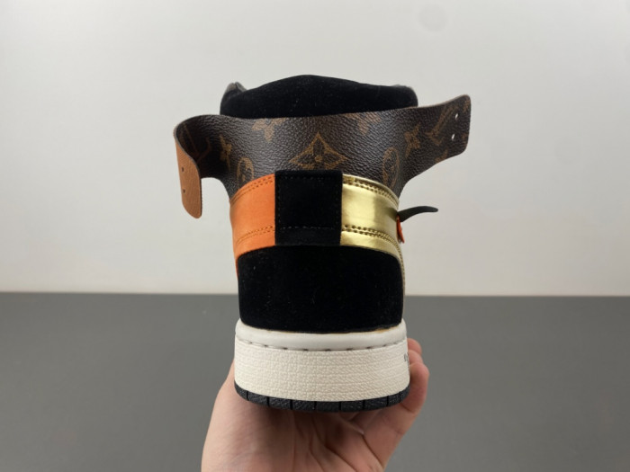Air Jordan 1 High & LV 554724-555