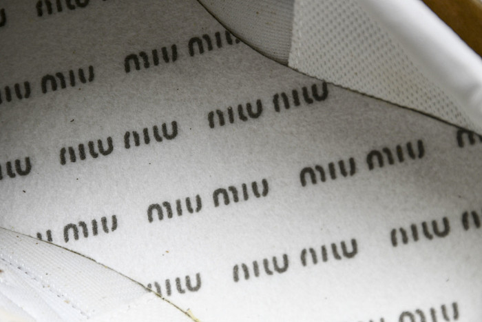 New Balance x Mi­uMi­u 530 MM-003