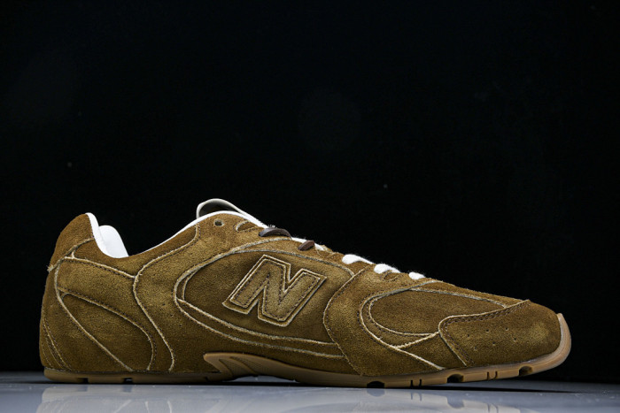 New Balance x Mi­uMi­u 530 MM-003
