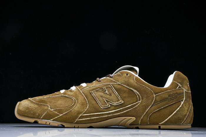 New Balance x Mi­uMi­u 530 MM-003