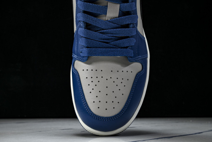 Air Jordan 1 Low DC0774-402