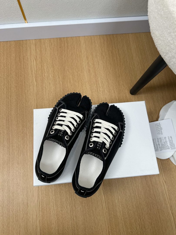Ma*iso*n Mar*giela MAMA-0153