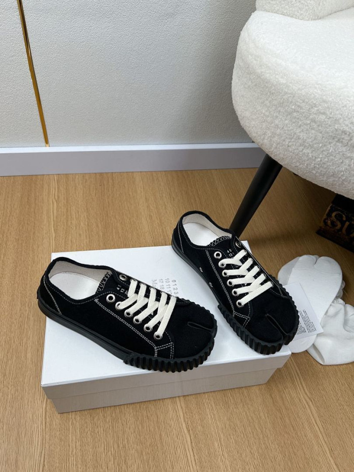 Ma*iso*n Mar*giela MAMA-0153