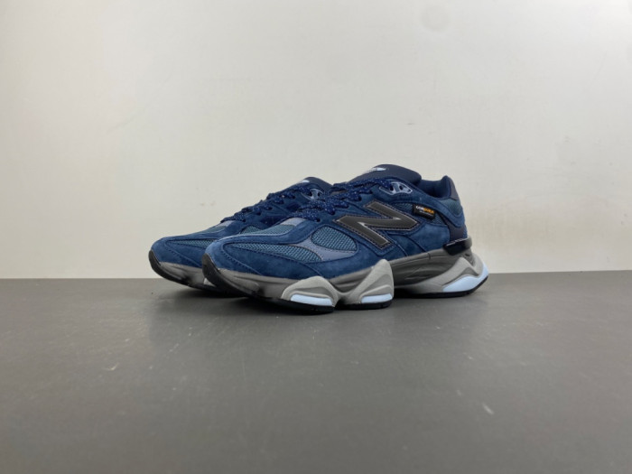New Balance U906023D