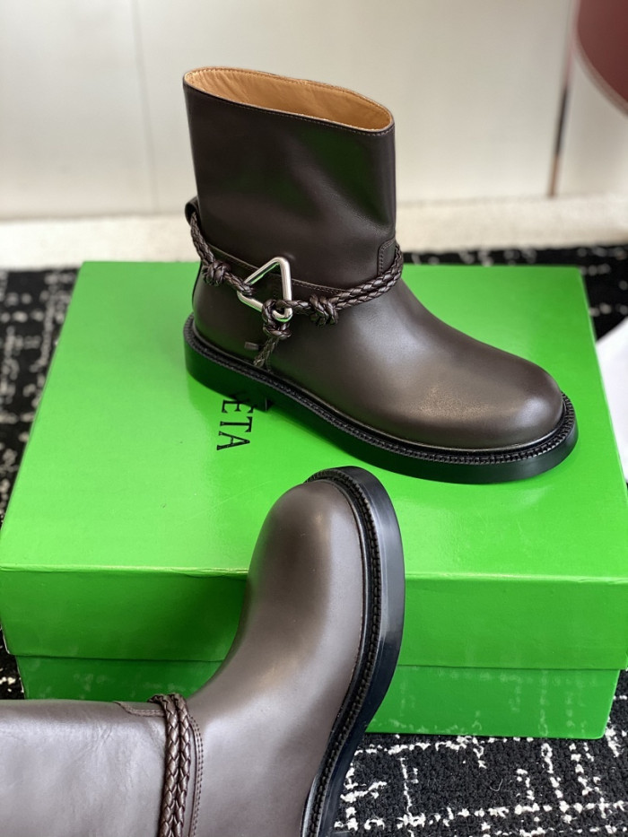 B0tt*ga Ven*ta SNEAKER BVBS-016