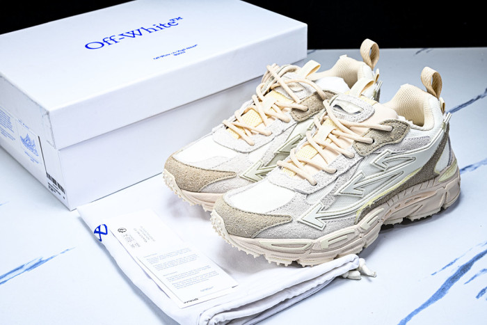 C/O​ SNEAKERS CO-063