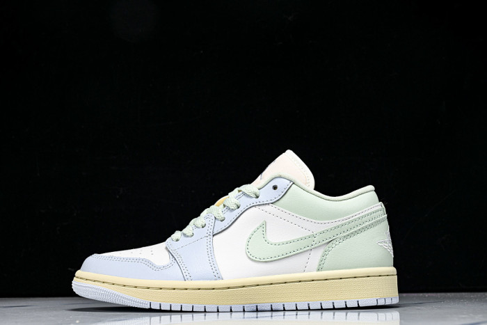 Air Jordan 1 Low DC0774-108