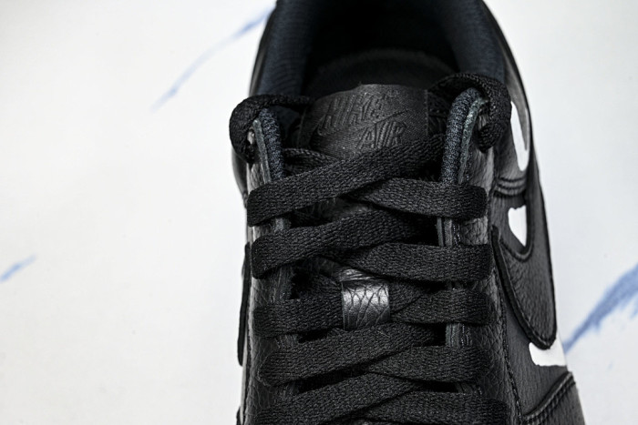 CDG x Nike Air Force 1