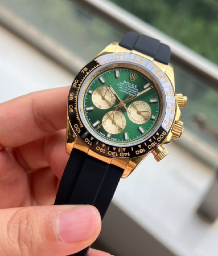 WATCH-015