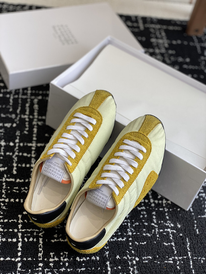Ma*iso*n Mar*giela MAMA-027