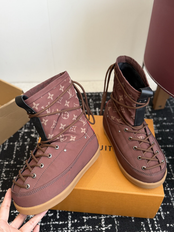 L**V**T* BOOTS LVTBS-070
