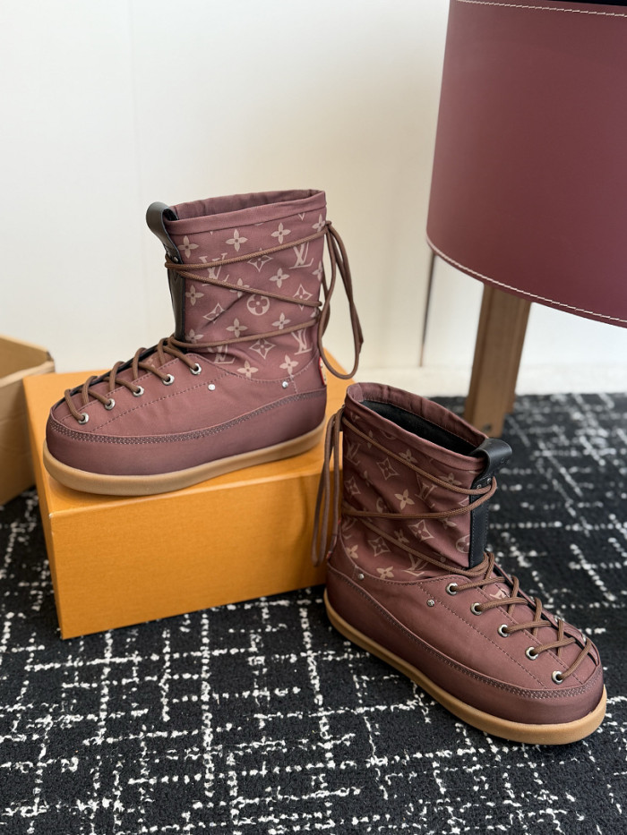 L**V**T* BOOTS LVTBS-070